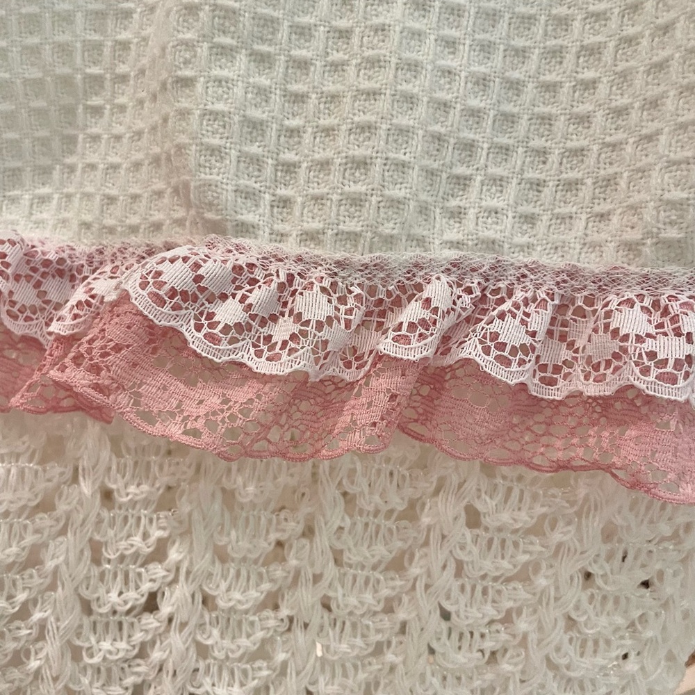 Shabby chic knit bloomer pantaloon style lace embroidered knit shorts - Picture 3 of 3